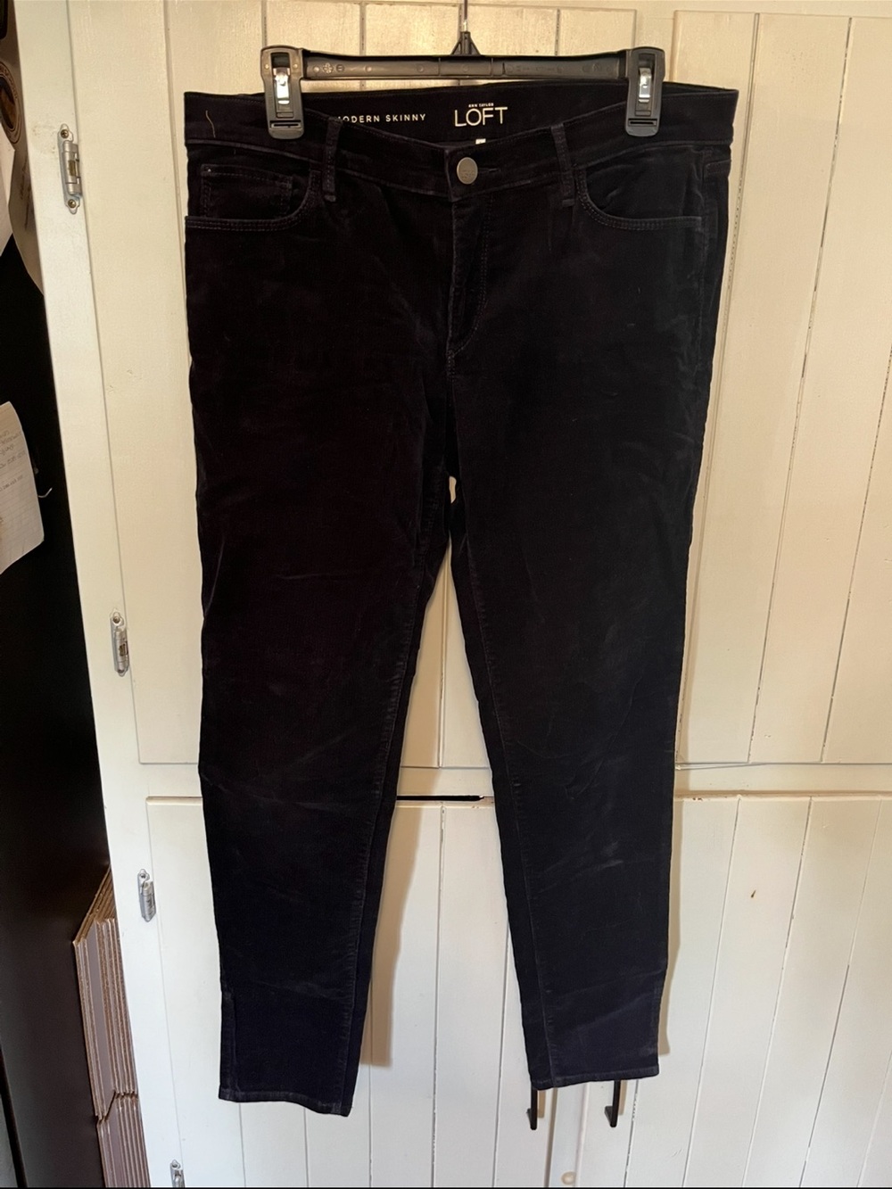 Ann Taylor LOFT Modern Skinny Black Corduroy Pants Size 29/8